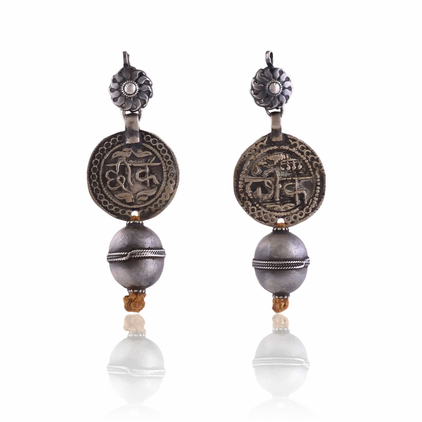 Buy Handmade Silver Oxidised Patri Earring